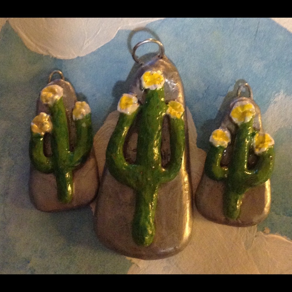 MADE TO ORDER!!  SAHUARO PENDANT & EARRINGS
